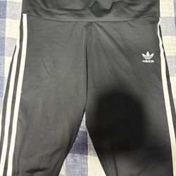 WOMENS ADIDAS BIKER SHORTS 