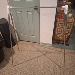 Portable Clothes Hanger