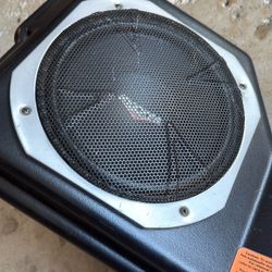 Kicker Custom Amplified 10 Inch Sub