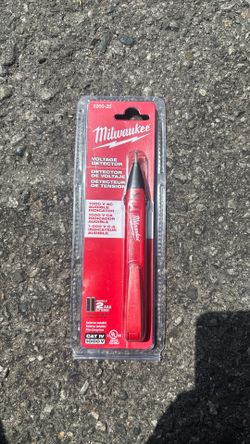 Milwaukee voltage detector