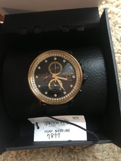 Citizen Eco Drive Mens. Retail 495$ yours new with papers and extra links for 145$ Obo