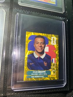 Mbappe Gold Crumple Sticker World Cup 2026