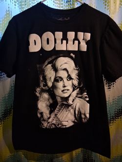 Womans Dolly Parton Black T-Shirt Size Medium 🦋