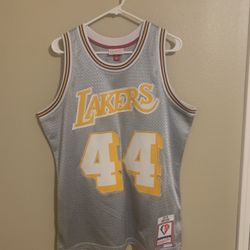 Men M&N Lakers Jerry West 1971-72 75th Swingman Silver Jersey L. Good Condition.