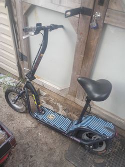 GT GT350 (Needs Battery and. Charger)