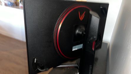 LG monitor