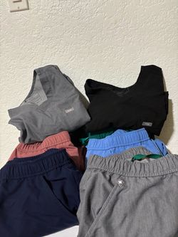 Scrubs all size L man 🧍‍♂️