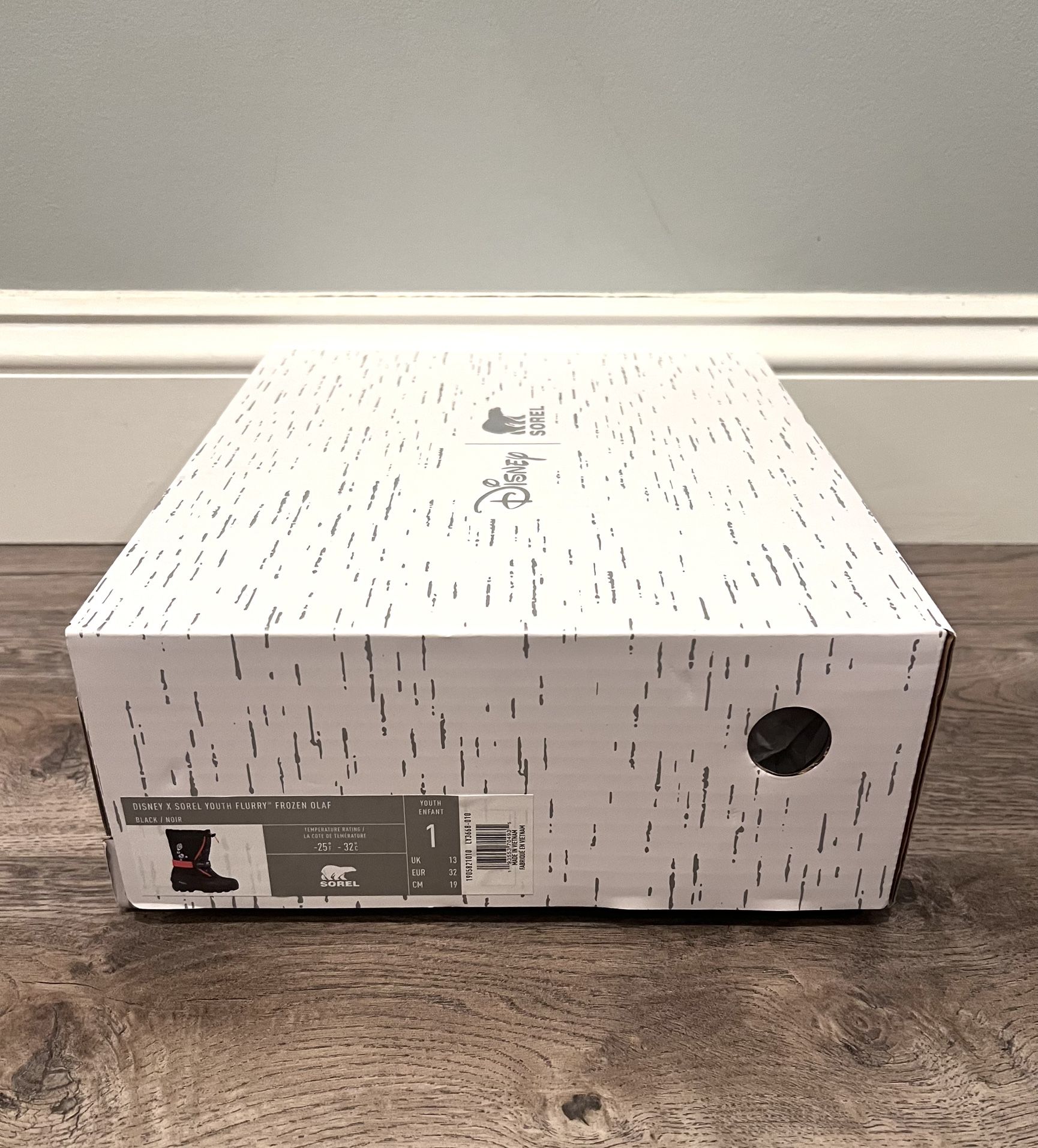 NEW - Disney X Sorel Youth Flurry™ Frozen 2 Boot – Olaf Edition. Size 1.