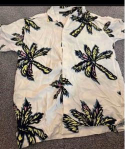 Mens shirt size med