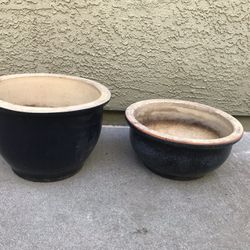 2 blue glazed ceramic garden pots