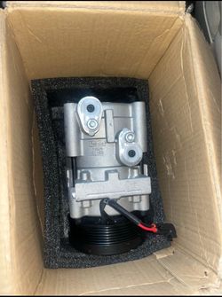 2008-11 Ford Explorer AC Compressor
