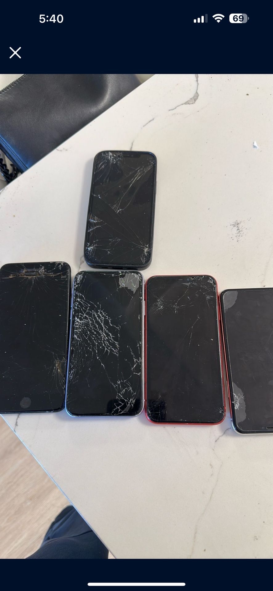 Broken Iphones (FOR PARTS)