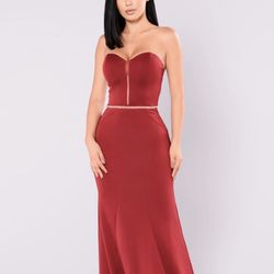 Maxi Gown ! Size Medium