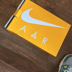 Kobe V Protro/Undftd