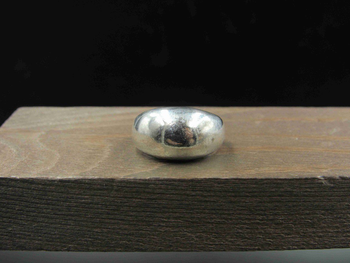 Size 6 Sterling Silver Small Simple Dome Band Ring Vintage