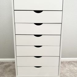Modern 7 Drawer Chest - Stylish White Organizer 