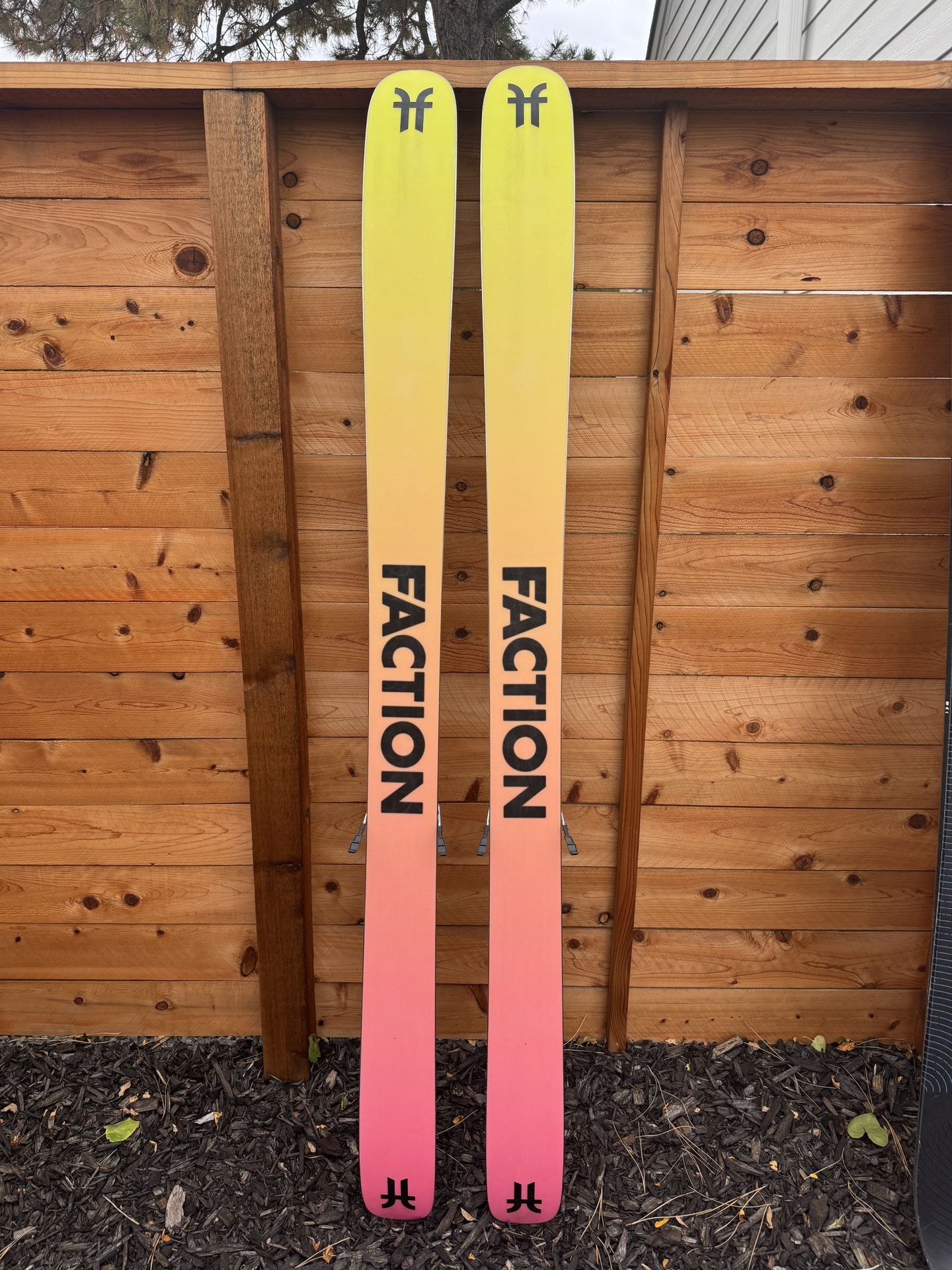 2025 Faction Prodigy 4.0 skis (191cm) w/ Marker Griffon 13