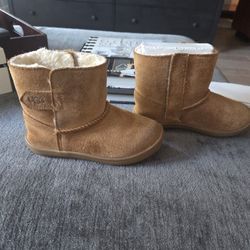 Ugg Toddler Shoes 9c