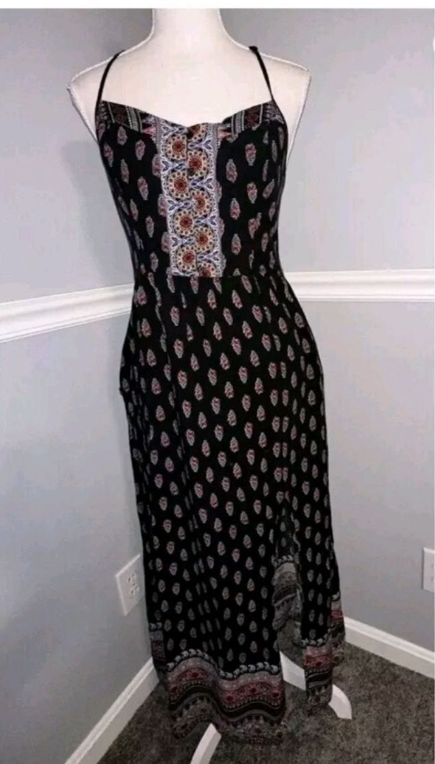 Xhilaration Dress Size S Maxi Paisley Racerback Adjustable Strap Slit 100% Rayon