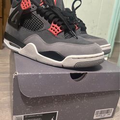 Air Jordan 4s 