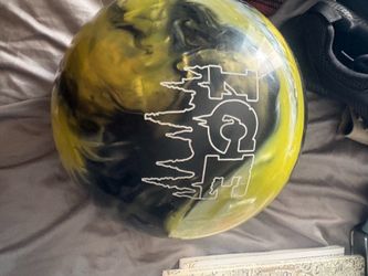 Bowling ball/w bag
