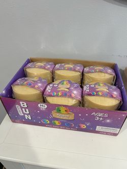 12 sealed rainbow dumplings
