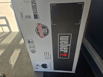 Weber charcoal grill original kettle
