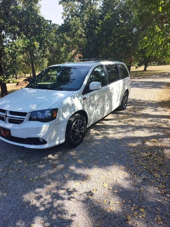 2017 Dodge Grand Caravan