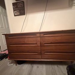  Bed Dresser Night Stand 