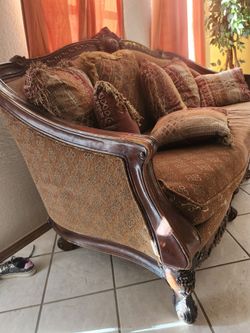3 Piece Victorian Sofas...