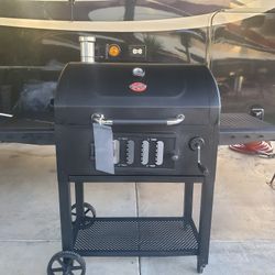 BRAND NEW CHAR-GRILLER CHARCOAL GRILL