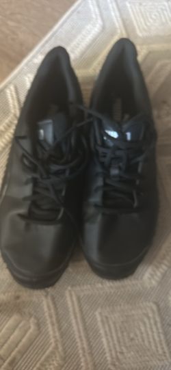 Shoes for men size 9.5 like new
