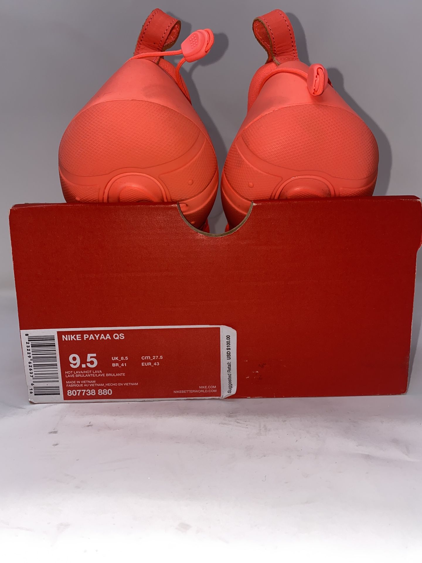 Nike Payaa SP Hot Lava. Size 9.5