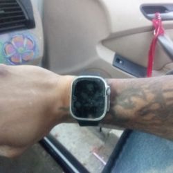 Apple Watch Ultra 2 49mm  Titium Aloy Crystal Case Retail Priced For $799 Now Just 400 Or Best Offer