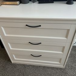 3-drawer Chest/dresser IKEA 