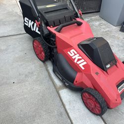 SKIL MOWER BATTERY OPERATED (brushless)