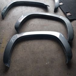FENDER FLARES FOR 2001 TO 2007 SILVERADO 