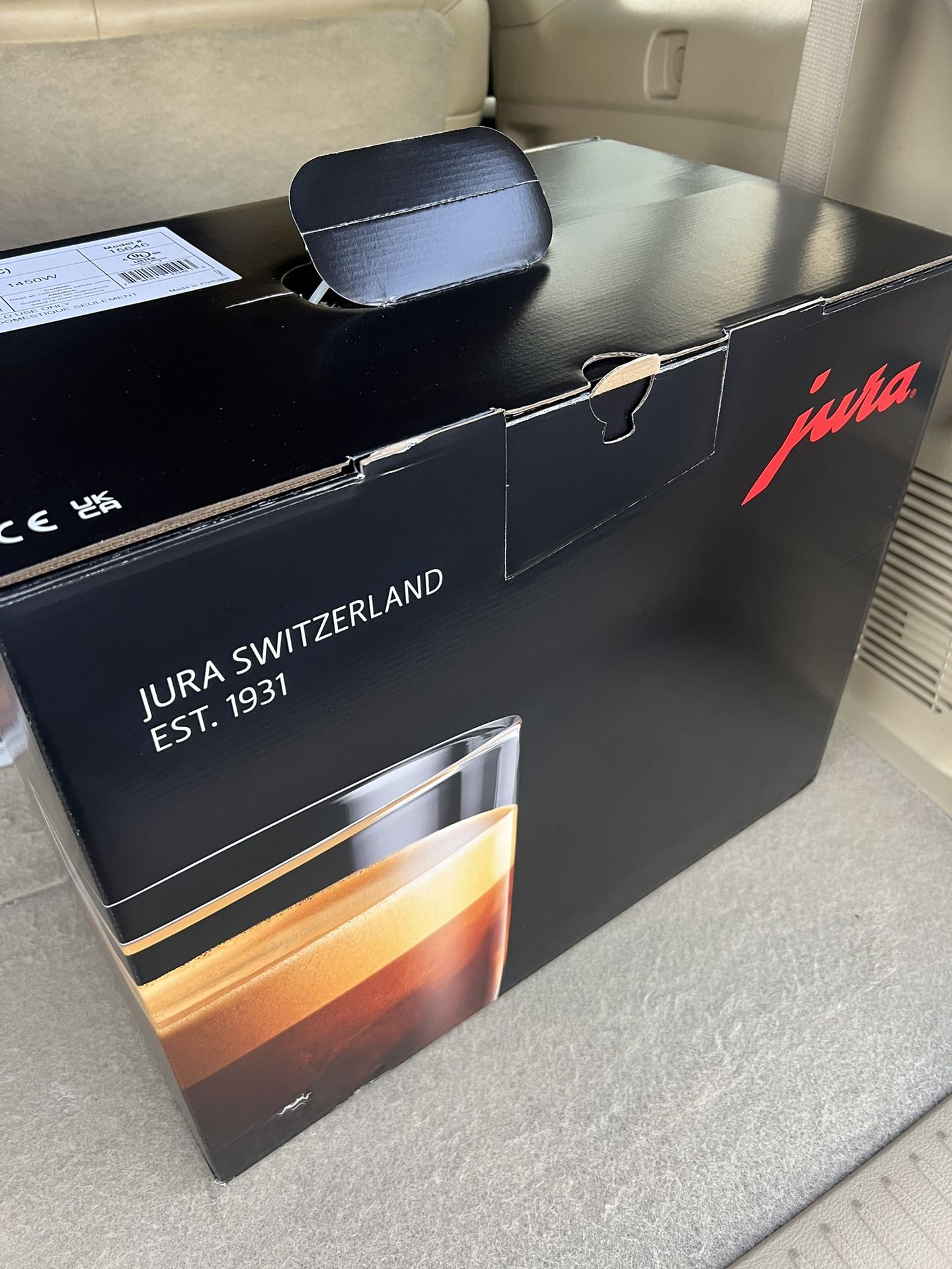 Jura ENA 8 Touchscreen Full Metropolitan Black Model 15496