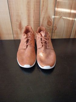 Nike size 8.5 Orange Shoes