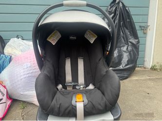 Infant Car seat (Chicco Keyfit 30)