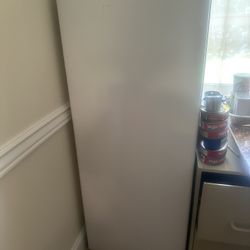 Kenmore refrigerator AS IS… REDUCED PRICE $108 Now