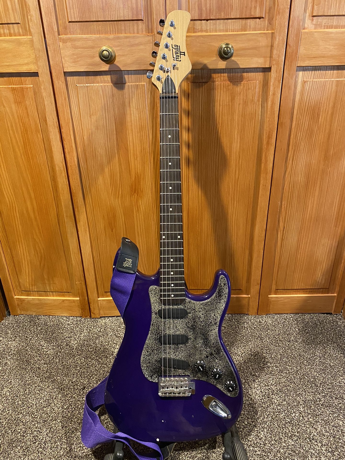 Hondo II Stratocaster for Sale in North Massapequa NY OfferUp