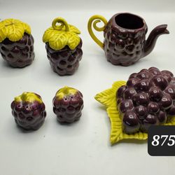 Antique Grapes table Set