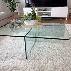 EQ3 Glass Coffee Table