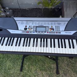 Yamaha PSR-GX76 Keyboard Piano