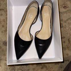 Franco Sarto 6.5 Black Flats 