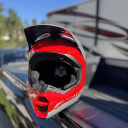 NEW FLY Kinetic Motocross Dirt Bike Helmet, 4 Colors, All Sizes!