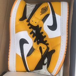 Yellow Nikes Size 8.5 Men