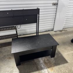 Lift-top Coffee Table