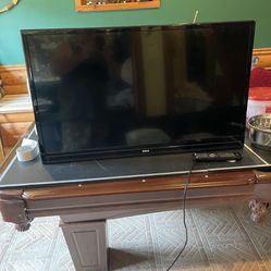 RCA 43” TV